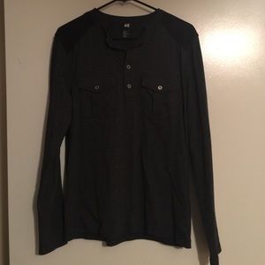 H&M men's size medium long sleeve shirt.