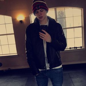 Meet your Posher, Ethan