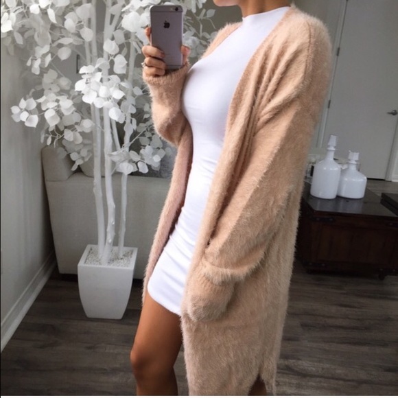 Reposh!  Ekattire Blush Smooth Fluff Cardigan