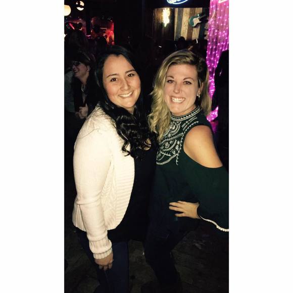 Meet your Posher, Courtney