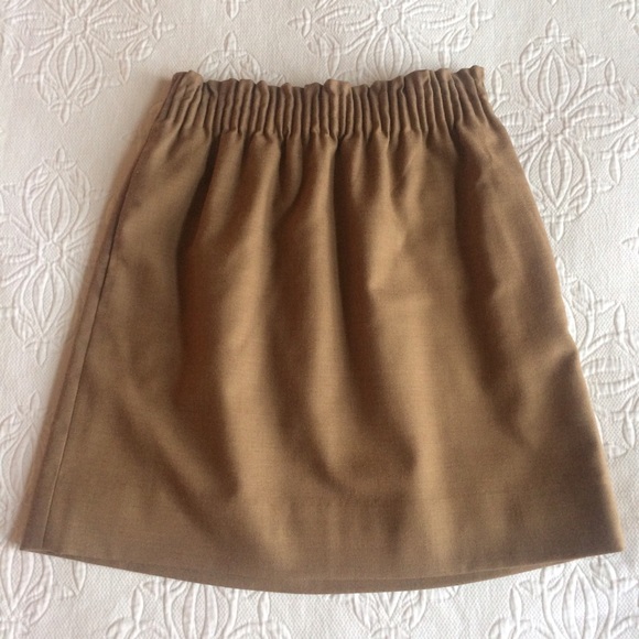 Wool skirt with elastic waistband