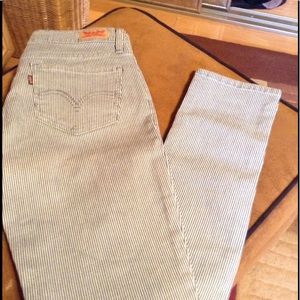 Levis 524 Too Superlow Jeans 5M