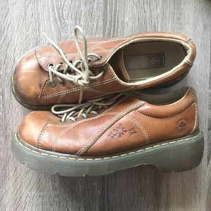 Doc Martens - size 9 - Vintage - floral imprint