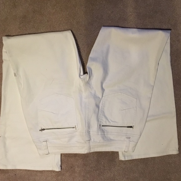 New CAbi white bootcut jeans sz 14