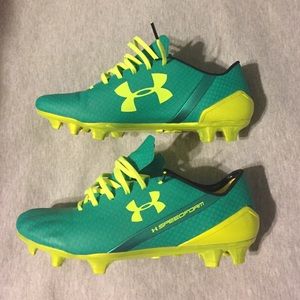 UA SpeedForm CRM FG cleats