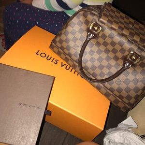 Louis Vuitton Bundle