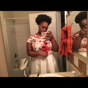 Meet your Posher, Kendra