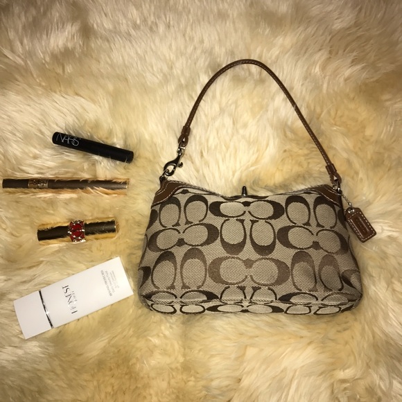 NWOT Small Coach CC Monogram Tan Wristlet - Picture 2 of 7