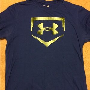 Under Armour men's TShirt