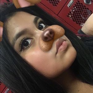 Meet your Posher, Lily