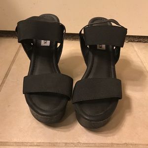 Steve Madden wedges. Size 5.5. Worn once.