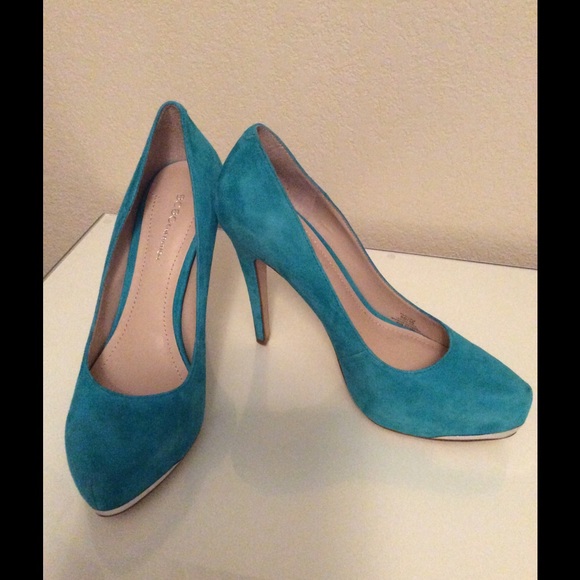 BCBG Teal heels