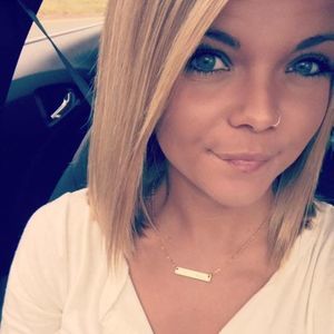 Meet your Posher, Sabrina