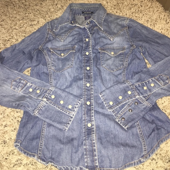 Gap XS denim buttoned down shirt