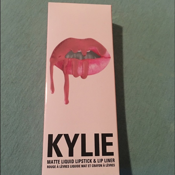 Kylie Liquid lipstick in Koko K