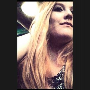 Meet your Posher, Lacie