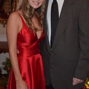 Sherri Hill Red prom dress