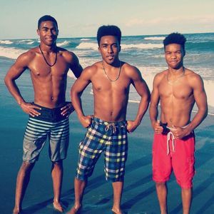 Meet your Posher, Levi