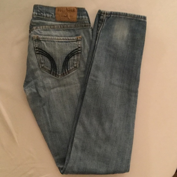 Hollister ocean side super skinny jeans