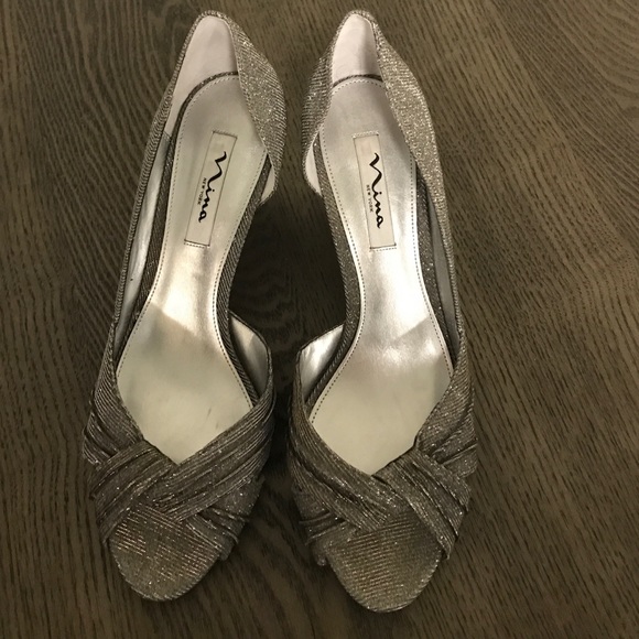 Women's Sz 11 Nina Silver Dress Shoes