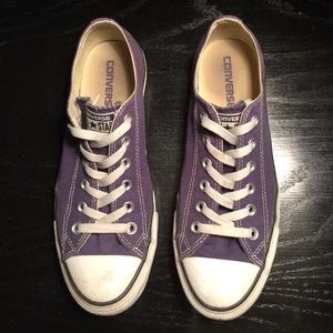 Blue All Star Converse (7 men's/ 9 women's)