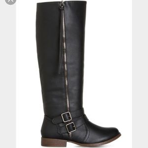 Black knee-high boots