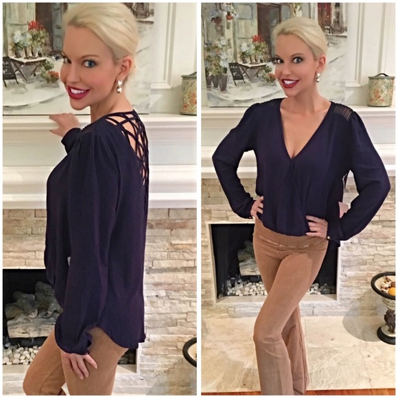 I💕 drape front lattice back blouse! LAST ONE - Picture 2 of 3