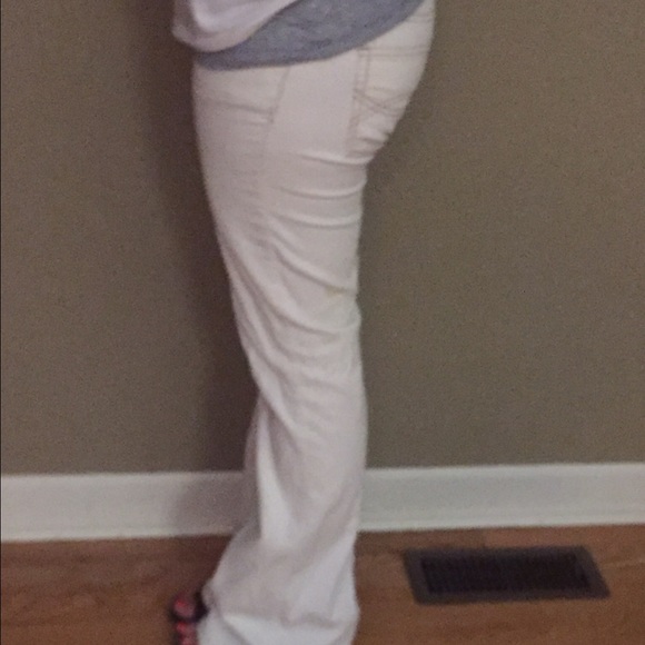 American Eagle Cords