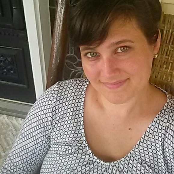 Meet your Posher, Karly