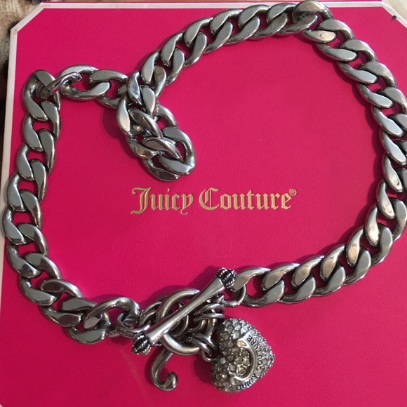 HARDLY WORN JUICY COUTURE