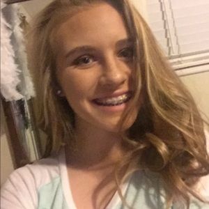 Meet your Posher, Erika