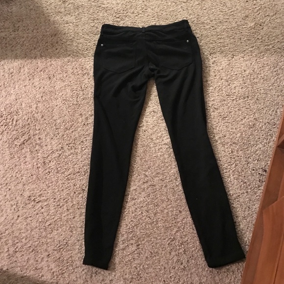 Jessica Simpson Kiss Me Jeggings