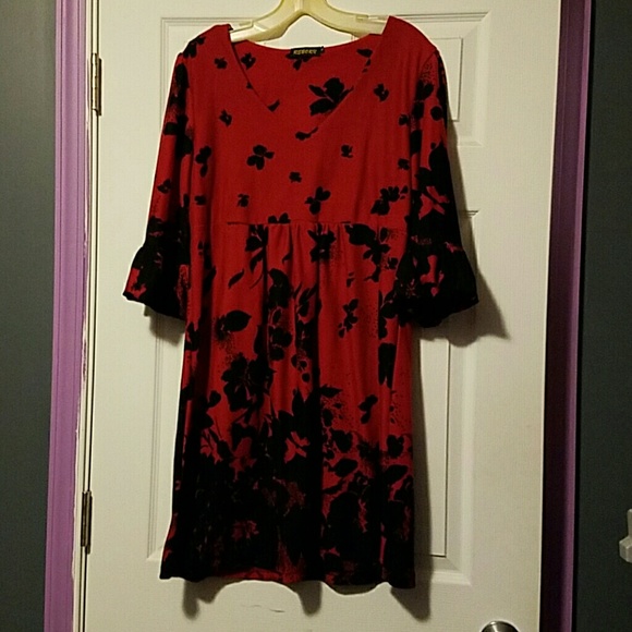 Red w black flower dress/tunic
