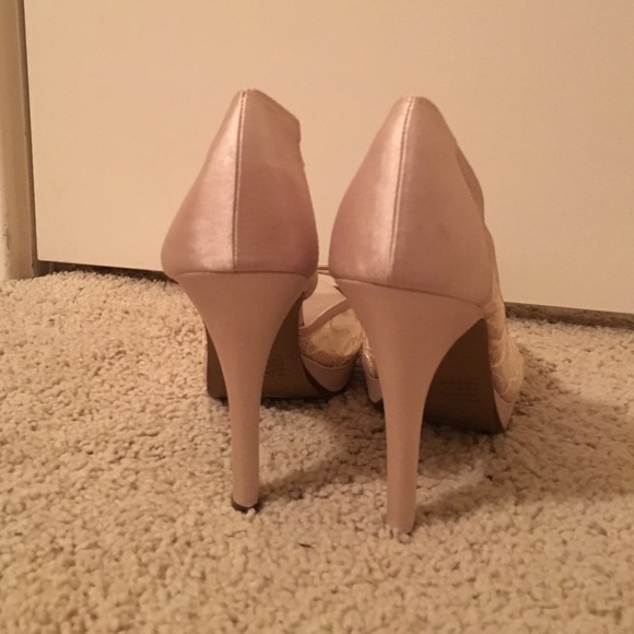 Formal Heels - Picture 4 of 4