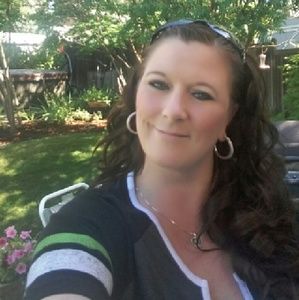 Meet your Posher, Carrie