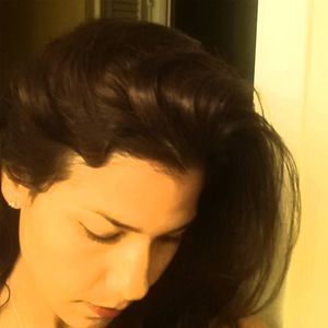 Meet your Posher, Dee