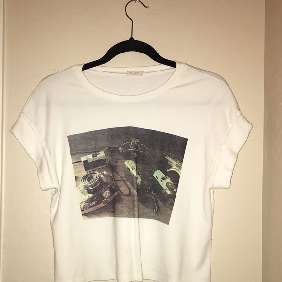 Brandy Melville John Galt Crop Top