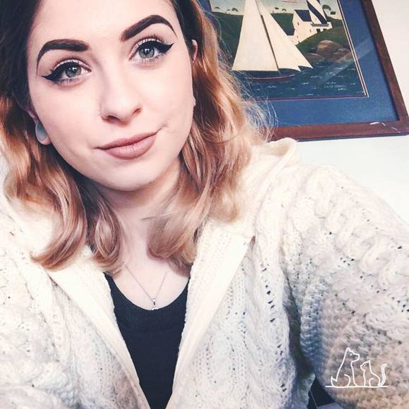 Meet your Posher, Sara - Picture 1 of 1