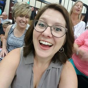 Meet your Posher, Jillian