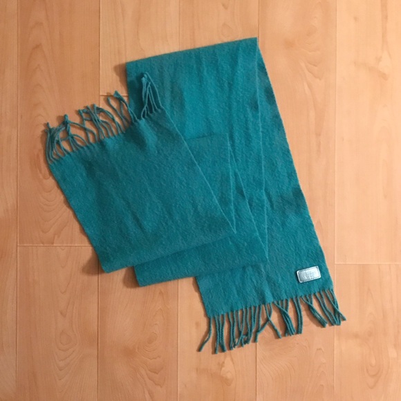 ⭐️ Wool and Cashmere Scarf, by Coach