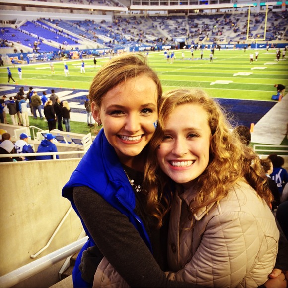 Meet your Posher, Tessa - Picture 1 of 1