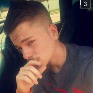 Meet your Posher, Jonathan