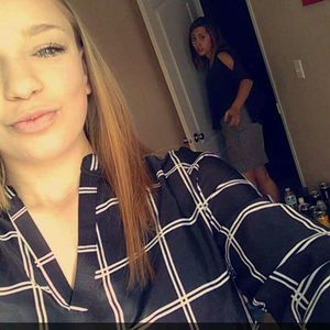 Meet your Posher, Dreama