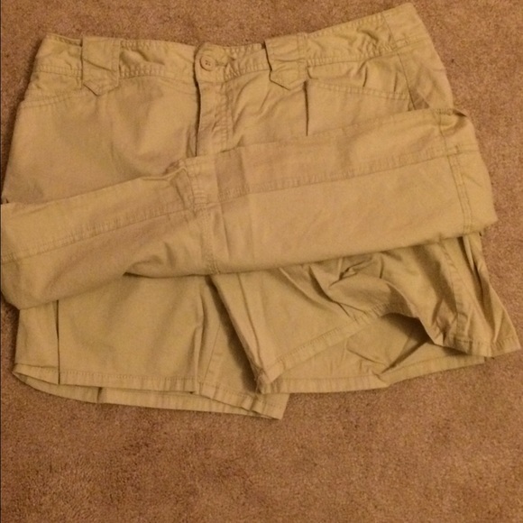 Khaki skort - Picture 3 of 4