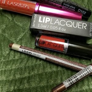 Lipgloss/eyeshadow/eyeliner lot