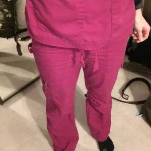 Koi Lindsey scrub set