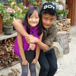 Meet your Posher, Khoselap