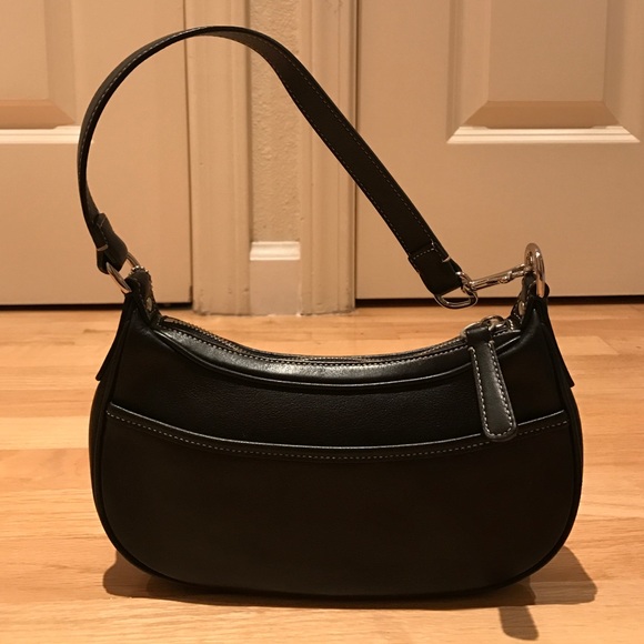 Small Coach Shoulder Carry Purse