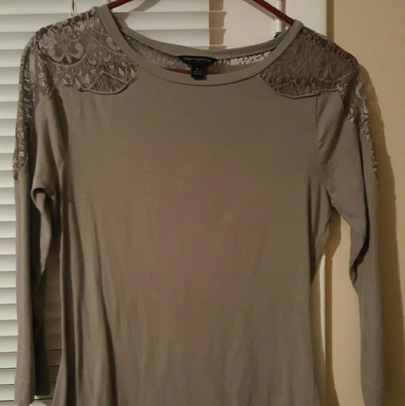 Lacey top