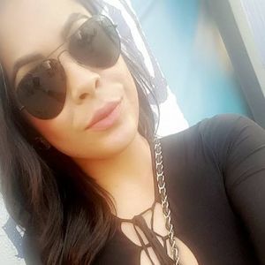 Meet your Posher, Alejandra